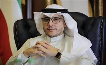 وزير الخارجية الكويتي يتسلم رسالة من نظيره الإماراتي حول العلاقات المشتركة