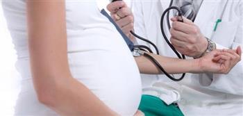 استشارى أمراض نساء تكشف كيفية علاج الضغط المنخفض للحامل