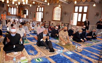 محافظ القليوبية يفتتح مسجد فاطمة الزهراء بمدينة كفر شكر