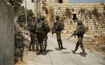 القوات الإسرائيلية تهدم منشآت تجارية في جنين وتعتقل مواطنين من مخيم الأمعري برام الله