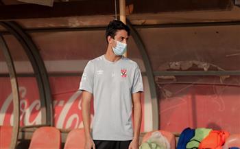 طاهر محمد ينتظم فى تدريبات الأهلى استعداداً لمواجهة الإسماعيلى 