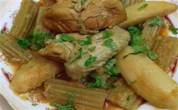 من المطبخ المغربي.. طريقة اعداد طاجن الدجاج بالخرشوف