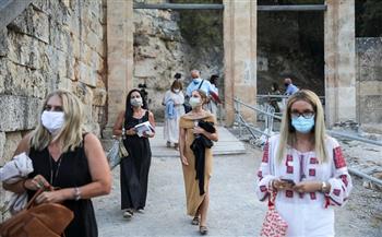 اليونان تسجل 2132 إصابة جديدة بفيروس كورونا