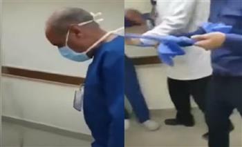 مفاجآت جديدة في واقعة إهانة طبيب لممرض وإجباره على السجود لكلبه