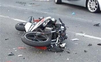  مصرع طالب وإصابة اثنين في حادث انقلاب دراجة بخارية بـ«قنا» 