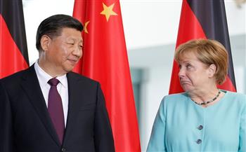 الرئيس الصيني والمستشارة الألمانية يبحثان هاتفيا العلاقات الثنائية بين البلدين