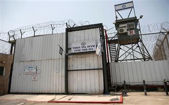 الجيش الإسرائيلي يطلق حملة تفتيش واسعة على السجون للكشف عن أي أنفاق محتملة