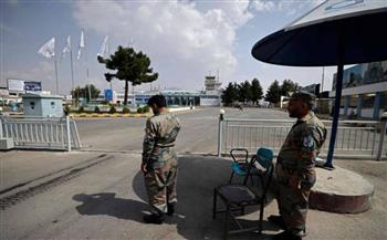 الشرطة الأفغانية تعود للانتشار عند نقاط التفتيش في محيط مطار كابول