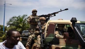 مقتل 5 عسكريين في هجوم إرهابي وسط مالي