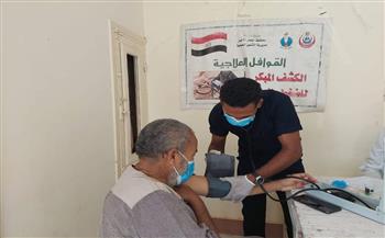 علاج 218 مواطنًا بقافلة مجانية لقرية الحمراوين بالبحر الأحمر (صور)