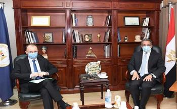 وزير الآثار يبحث مع سفير بلغاريا بالقاهرة تعزيز التعاون في مجال السياحة