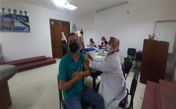 تطعيم 150 موظفًا بالقوى العاملة بالإسكندرية بالجرعة الأولى من لقاح «كورونا» 