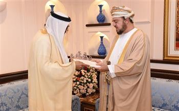 سلطان عُمان يتلقى رسالة خطية من ملك البحرين