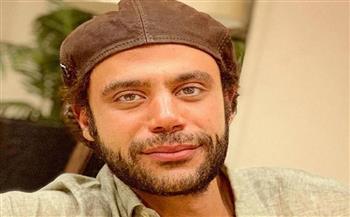 المخرج حسين المنباوى يواصل معاينة أماكن تصوير فيلم «عمهم»