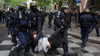 العفو الدولية تحذر من تنامي عنف الشرطة الفرنسية ضد المتظاهرين
