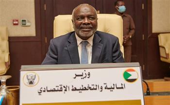 وزير المالية السوداني يشيد بالعلاقات مع الكويت في كافة المجالات