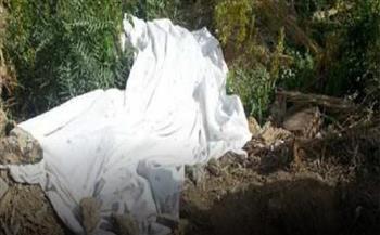 العثور على جثة شاب مشنوقًا في المنيا