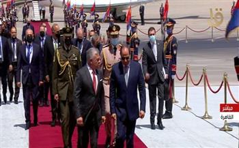 الرئيس السيسي يستقبل العاهل الأردني فى مطار القاهرة (فيديو)