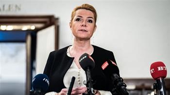 محاكمة وزيرة دنماركية سابقة أمرت بتفريق أزواج من طالبي اللجوء