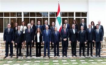 الحكومة اللبنانية الجديدة تتعهد بإصلاحات اقتصادية وتأمين الكهرباء وضمان أموال المودعين