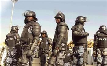 الشرطة السودانية تُحرر 56 من ضحايا الاتجار بالبشر وتضبط أسلحة و 16 متهما