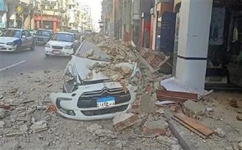 تحطم سيارة إثر انهيار جزء من عقار عليها ببورسعيد