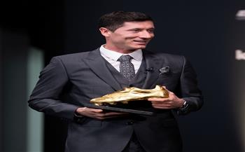 رسميًا ..ليفاندوفسكي يتسلم جائزة الحذاء الذهبي
