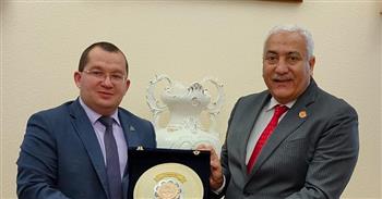 رئيس جامعة السادات يزور الأكاديمية البيطرية فى روسيا ويلتقى الطلاب المصريين
