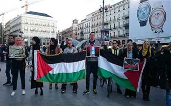 مظاهرة في مدينة دالاس الأمريكية تضامنا مع الأسرى الفلسطينيين