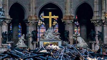فرنسا : 840 مليون يورو من التبرعات لتمويل ترميم كاتدرائية موتردام دو باريس