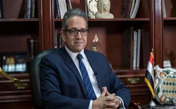 «العناني» يبحث مع سفير مصر في أوكرانيا سبل دفع الحركة السياحية الوافدة