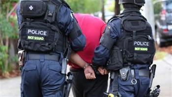 شرطة أستراليا تعتقل 94 متظاهرا بتهمة خرق القيود الصحية في ولاية فيكتوريا