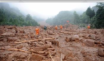 فقدان أكثر من عشرة أشخاص جراء انهيار طيني جنوب غربي الصين