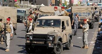 الجيش اللبناني يشن حملات مكثفة للقبض على مطلوبين ويضبط كميات من الأسلحة والذخائر