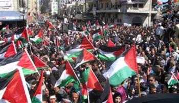 مسيرة في رام الله للتنديد بتصفية الاحتلال الإسرائيلي لـ5 شبان فلسطينيين بالقدس وجنين