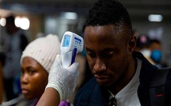 انخفاض معدل الإصابات اليومية بكورونا في نيجيريا بعد تطعيم أكثر من 4 ملايين شخص