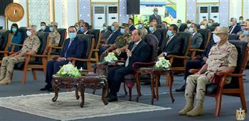 الرئيس السيسي: «طول ما أنا موجود هتتشال كل حاجة غلط في مصر»