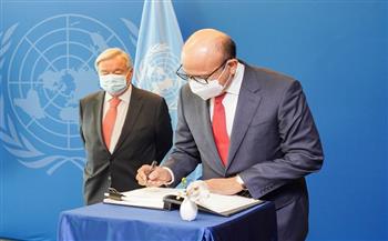 وزير الخارجية البحريني يبحث مع الأمين العام للأمم المتحدة علاقات التعاون المشترك