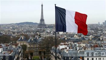 فرنسا تشدد شروط منح التأشيرات لمواطني المغرب والجزائر وتونس