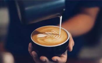 تعرف على الطرق المختلفة لصناعة كوب قهوة مميز بكل نكهات العالم