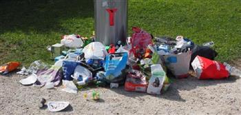إضراب لجامعى النفايات يتسبب في تراكم القمامة في مرسيليا الفرنسية