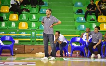 البطولة العربية لكرة السلة.. مدرب الغرافة القطري غير راض عن الأداء رغم الفوز