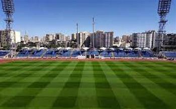 صيانة شاملة لأرض ملعب استاد الإسكندرية استعدادا للموسم الجديد