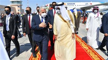 وصول وزير خارجية إسرائيل للبحرين في زيارة رسمية
