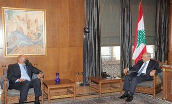 رئيس مجلس النواب اللبناني يبحث مع رئيس وزراء الأردن العلاقات بين البلدين