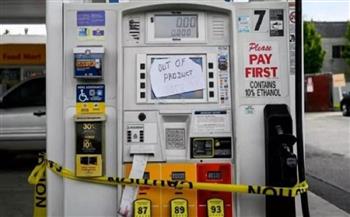 خبراء بريطانيون: ستظل تكاليف الطاقة مرتفعة حتى بعد انتهاء أزمة البنزين
