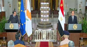 الرئيس السيسي لنظيره القبرصي: أرحب بك ضيفًا عزيزًا على مصر