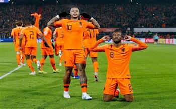 «فان خال» يعلن تشكيل هولندا لمواجهة مونتينجرو بتصفيات كأس العالم 