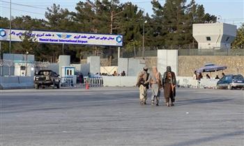 إعادة فتح مطار كابول لاستقبال المساعدات واستئناف الرحلات الداخلية