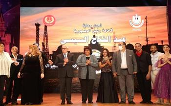 وزيرة الثقافة ومحافظ بورسعيد يشهدان عرضا لفرقة أوبرا القاهرة بالمركز الثقافي
